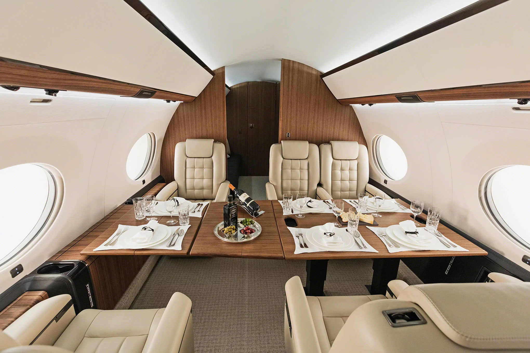 Gulfstream G650 cabin dining table set for a meal